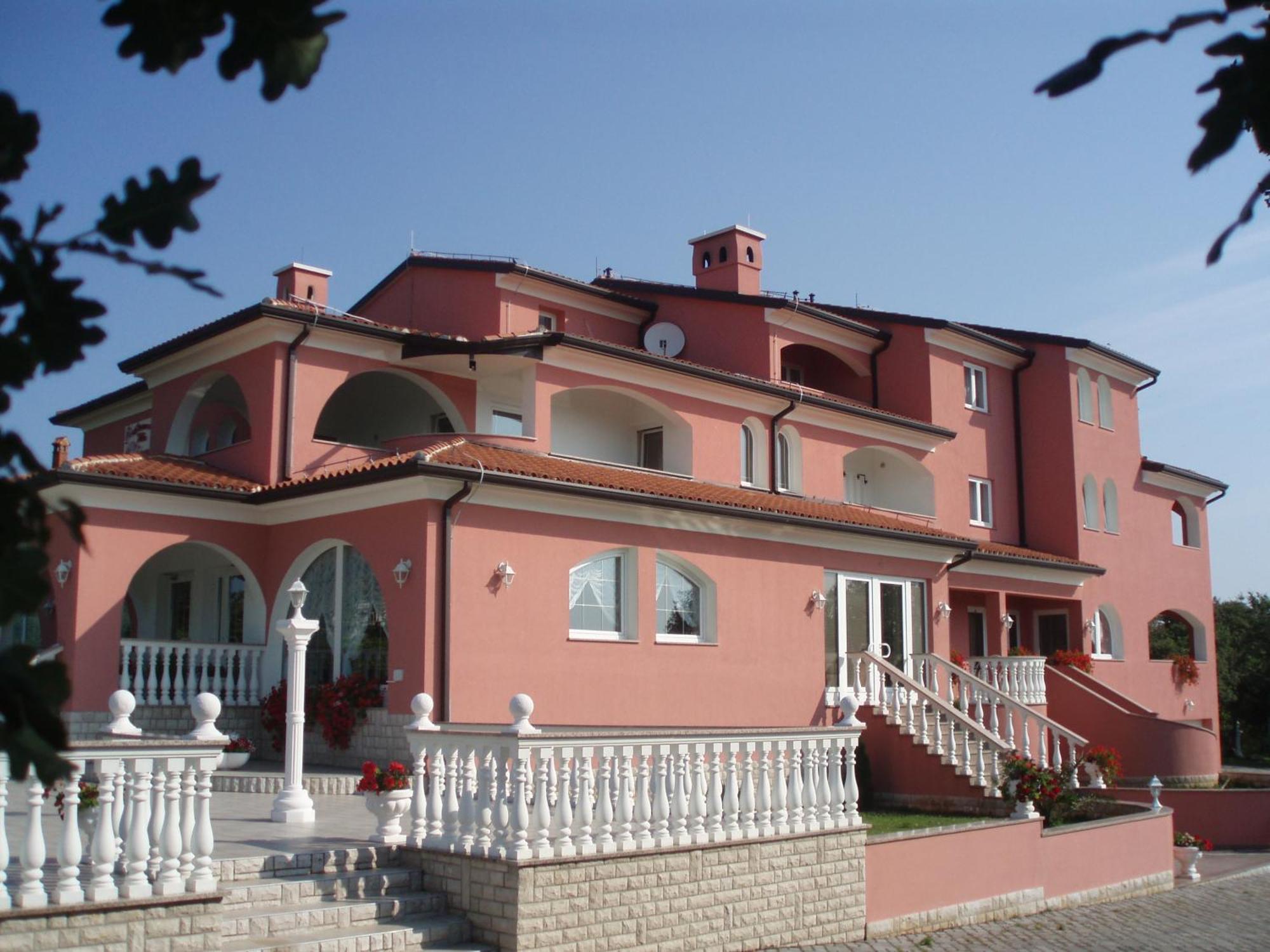 Apartments And Rooms Villa Chiara Krnica Luaran gambar
