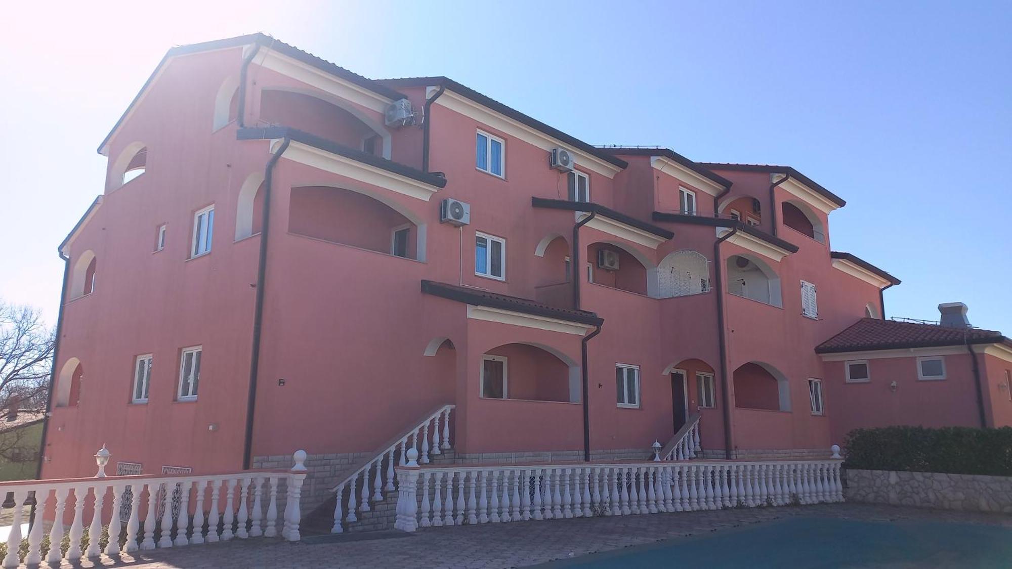 Apartments And Rooms Villa Chiara Krnica Luaran gambar