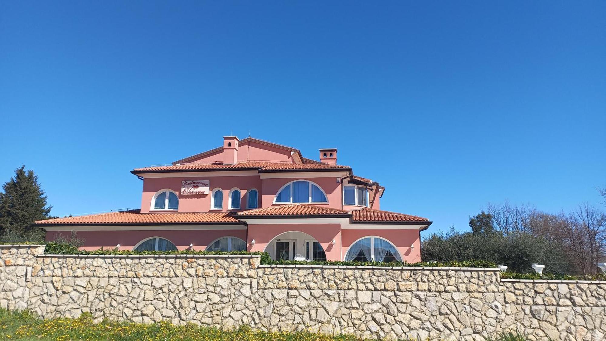 Apartments And Rooms Villa Chiara Krnica Luaran gambar